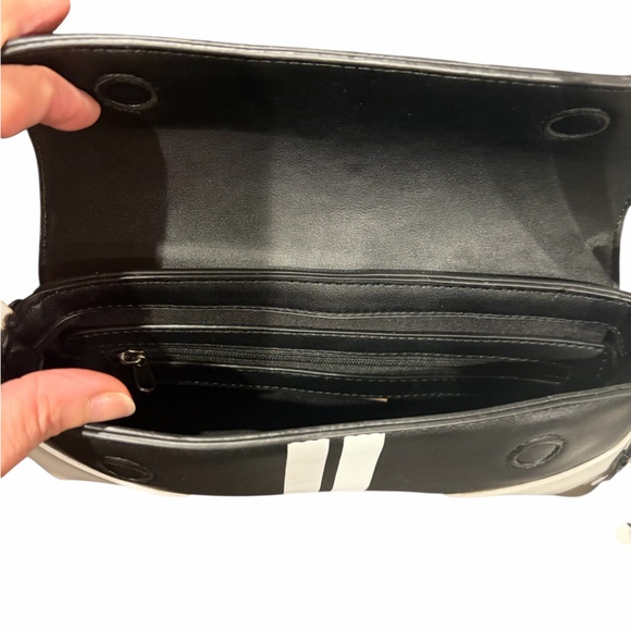 Steve Madden Moto Two-Tone Black and Cream Shoulder Bag - Picture 7 of 11